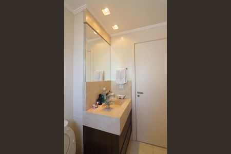 Apartamento à venda com 100m², 3 quartos e 2 vagasQuarto 1 - Suíte Banheiro 