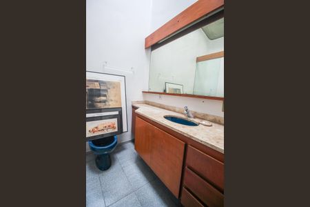 Casa à venda com 776m², 5 quartos e 4 vagasBanheiro da Suíte 4