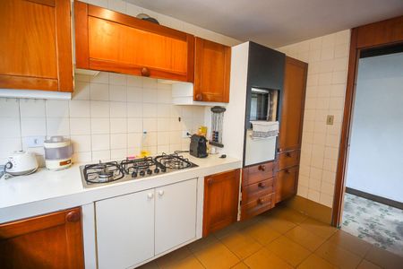 Casa à venda com 776m², 5 quartos e 4 vagasCozinha