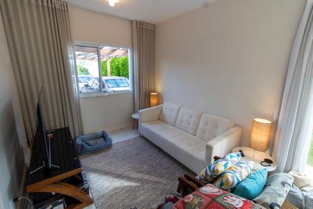 SALA de casa de condomínio à venda com 2 quartos, 140m² em Parque Xangrilá, Campinas