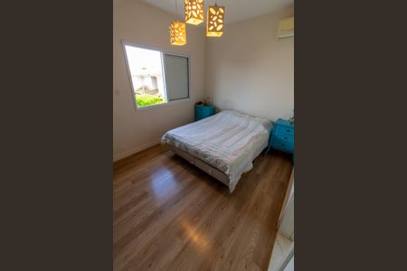 Casa de condomínio à venda com 140m², 2 quartos e 2 vagasSUITE MASTER