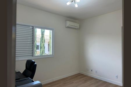 Casa de condomínio à venda com 140m², 2 quartos e 2 vagasSUITE 2