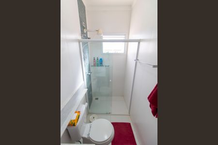 Casa de condomínio à venda com 140m², 2 quartos e 2 vagasBANHEIRO DA SUITE 2