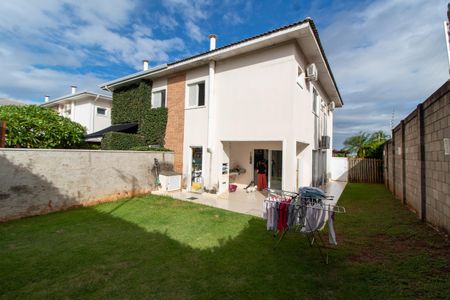 Casa de condomínio à venda com 140m², 2 quartos e 2 vagasÁREA EXTERNA FUNDOS