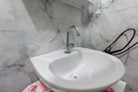 Apartamento para alugar com 37m², 2 quartos e sem vaga Apartamento para alugar com 37m², 2 quartos e sem vagaBanheiro