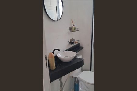 Banheiro de apartamento para alugar com 2 quartos, 44m² em Campo Grande, Rio de Janeiro