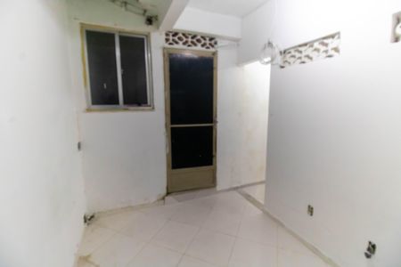 Sala de apartamento para alugar com 2 quartos, 60m² em Barro Vermelho, São Gonçalo