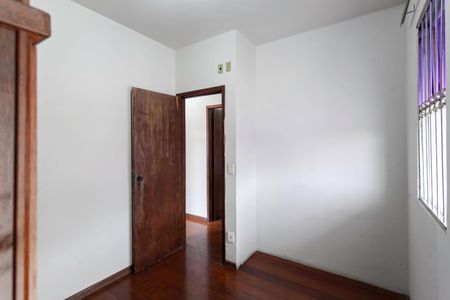 Apartamento à venda com 90m², 3 quartos e 1 vaga Apartamento à venda com 90m², 3 quartos e 1 vagaQuarto 2