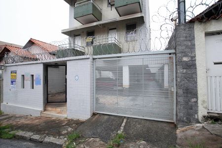 Apartamento à venda com 90m², 3 quartos e 1 vaga Apartamento à venda com 90m², 3 quartos e 1 vagaFachada