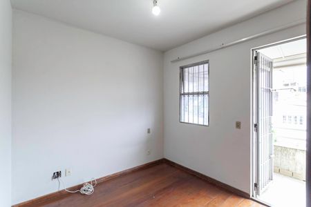 Apartamento à venda com 90m², 3 quartos e 1 vaga Apartamento à venda com 90m², 3 quartos e 1 vagaSuíte