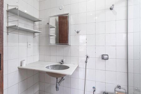 Apartamento à venda com 90m², 3 quartos e 1 vaga Apartamento à venda com 90m², 3 quartos e 1 vagaBanheiro da suíte