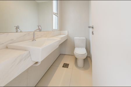 Apartamento para alugar com 210m², 4 quartos e 4 vagasLavabo