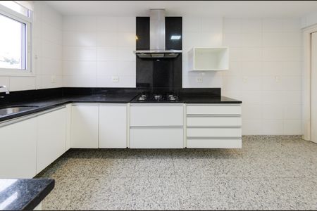 Apartamento para alugar com 210m², 4 quartos e 4 vagasCozinha