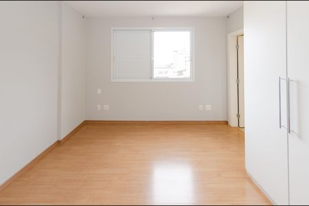 Apartamento para alugar com 210m², 4 quartos e 4 vagasSuíte 3