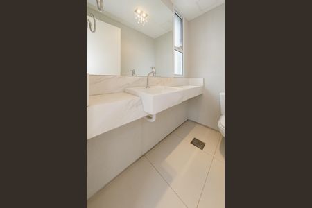 Apartamento para alugar com 210m², 4 quartos e 4 vagasLavabo