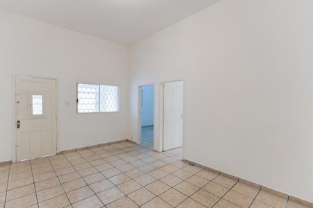Casa para alugar com 160m², 3 quartos e 1 vagaSala
