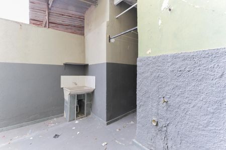Casa para alugar com 160m², 3 quartos e 1 vagaÁrea de serviço