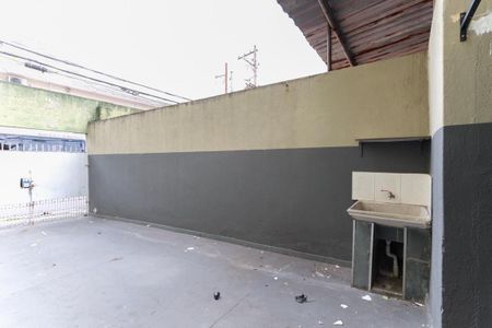 Casa para alugar com 160m², 3 quartos e 1 vagaÁrea de serviço
