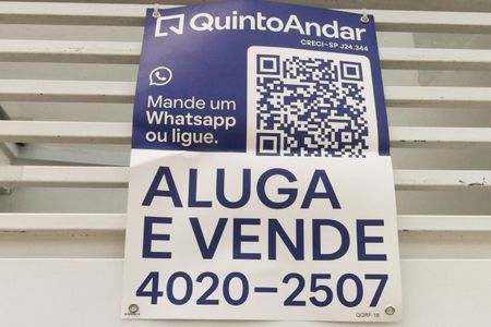 Apartamento para alugar com 49m², 2 quartos e 1 vaga Apartamento para alugar com 49m², 2 quartos e 1 vagaFachada - Placa Código QQRF-18