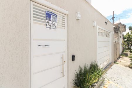 Apartamento para alugar com 49m², 2 quartos e 1 vaga Apartamento para alugar com 49m², 2 quartos e 1 vagaFachada