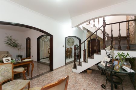 Casa à venda com 287m², 5 quartos e 3 vagasSala