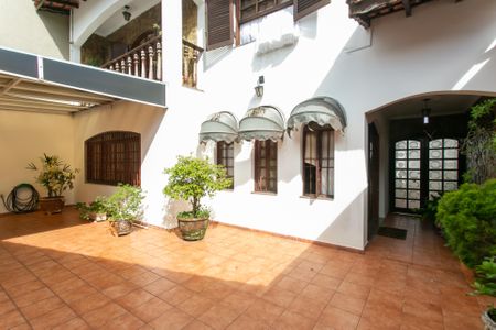 Casa à venda com 287m², 5 quartos e 3 vagasGaragem