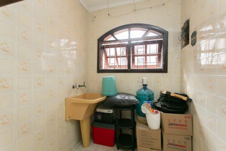 Casa à venda com 287m², 5 quartos e 3 vagasÁrea de Serviço da Edícula