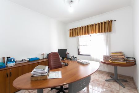 Casa à venda com 287m², 5 quartos e 3 vagasQuarto 1