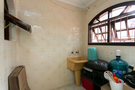 Casa à venda com 287m², 5 quartos e 3 vagasÁrea de Serviço da Edícula