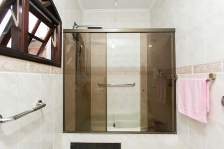 Casa à venda com 287m², 5 quartos e 3 vagasBanheiro da Suíte