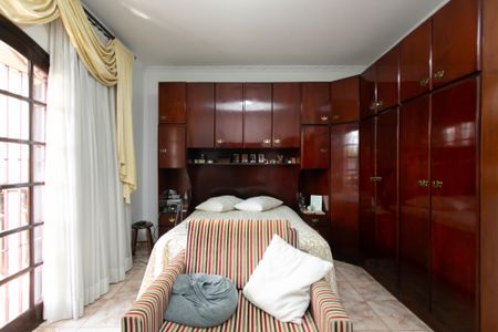 Casa à venda com 287m², 5 quartos e 3 vagasSuíte