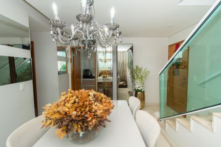 Apartamento à venda com 144m², 2 quartos e 1 vagaSala