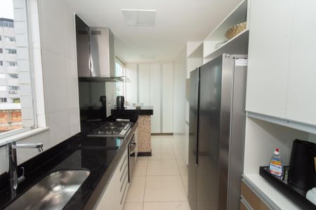 Apartamento à venda com 144m², 2 quartos e 1 vagaCozinha 