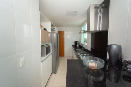 Apartamento à venda com 144m², 2 quartos e 1 vagaCozinha 