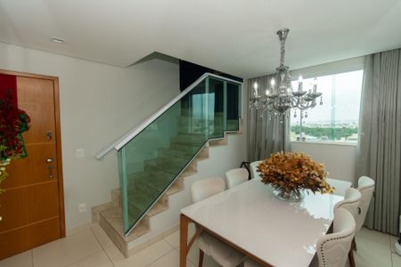 Sala de apartamento à venda com 2 quartos, 144m² em Cabral, Contagem