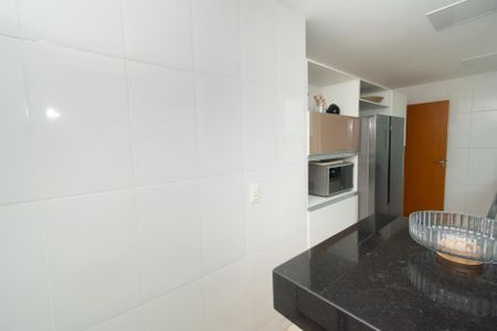 Apartamento à venda com 144m², 2 quartos e 1 vagaCozinha 