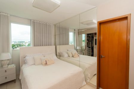 Apartamento à venda com 144m², 2 quartos e 1 vagaSuíte