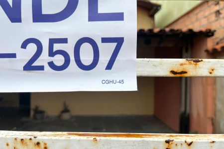 Casa à venda com 360m², 3 quartos e 3 vagas Casa à venda com 360m², 3 quartos e 3 vagasPlaquinha Instalada