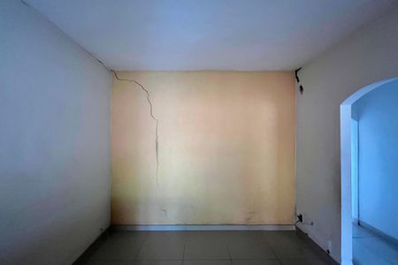 Casa à venda com 360m², 3 quartos e 3 vagas Casa à venda com 360m², 3 quartos e 3 vagasSala