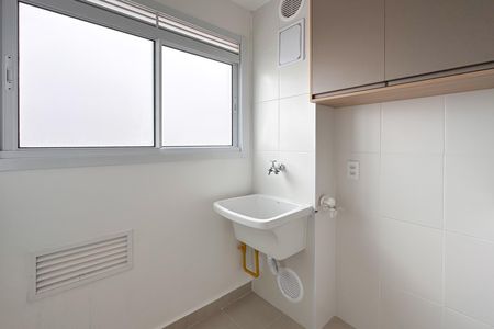 Apartamento para alugar com 55m², 2 quartos e 1 vagaÁrea de Serviço