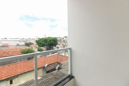 Apartamento para alugar com 38m², 2 quartos e sem vaga Apartamento para alugar com 38m², 2 quartos e sem vagaVaranda e Área de Serviço