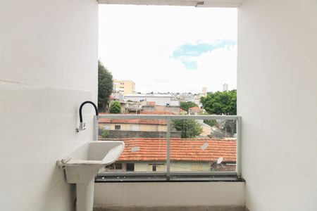 Apartamento para alugar com 38m², 2 quartos e sem vaga Apartamento para alugar com 38m², 2 quartos e sem vagaVaranda e Área de Serviço