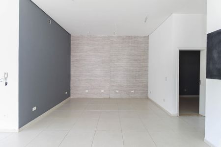 Casa à venda com 102m², 2 quartos e 5 vagasSala - Cozinha