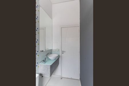 Casa à venda com 102m², 2 quartos e 5 vagasBanheiro Social