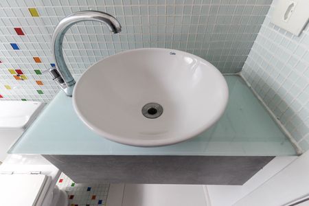 Casa à venda com 102m², 2 quartos e 5 vagasBanheiro Social