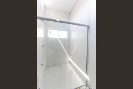 Casa à venda com 102m², 2 quartos e 5 vagasBanheiro da Suíte