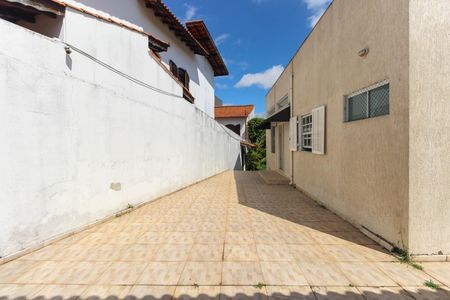 Casa à venda com 102m², 2 quartos e 5 vagasÁrea Externa