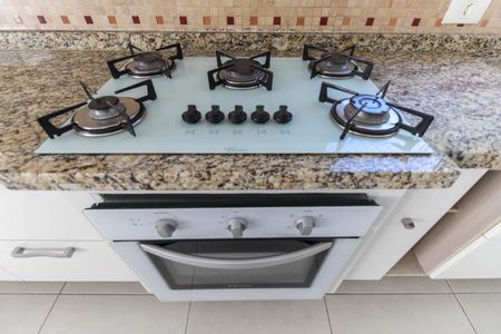 Casa à venda com 102m², 2 quartos e 5 vagasSala - Cozinha