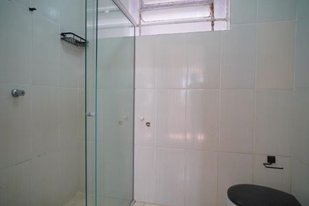 Banheiro  de kitnet/studio à venda com 1 quarto, 29m² em Bom Fim, Porto Alegre