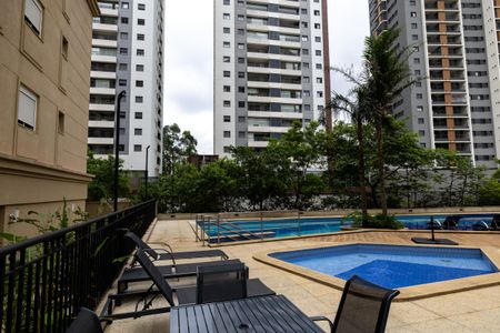 Apartamento à venda com 90m², 2 quartos e 2 vagasÁrea comum - Piscina
